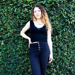 Meet your Posher, Vanessa